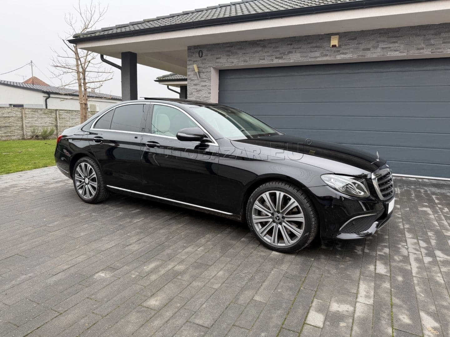 Mercedes-Benz E trieda Sedan 400 d 4MATIC A/T thumb 2