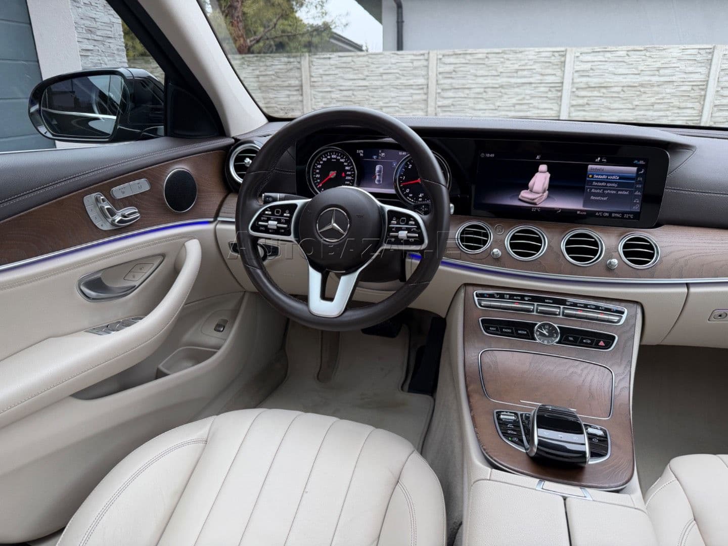 Mercedes-Benz E trieda Sedan 400 d 4MATIC A/T thumb 44