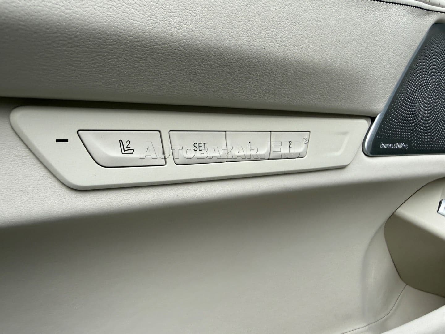 BMW Rad 7 750Li xDrive A/T thumb 19