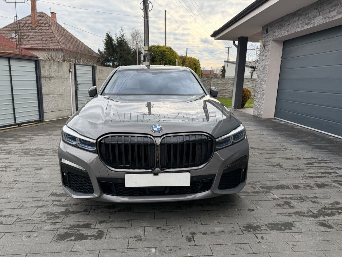 BMW Rad 7 750Li xDrive A/T thumb 2