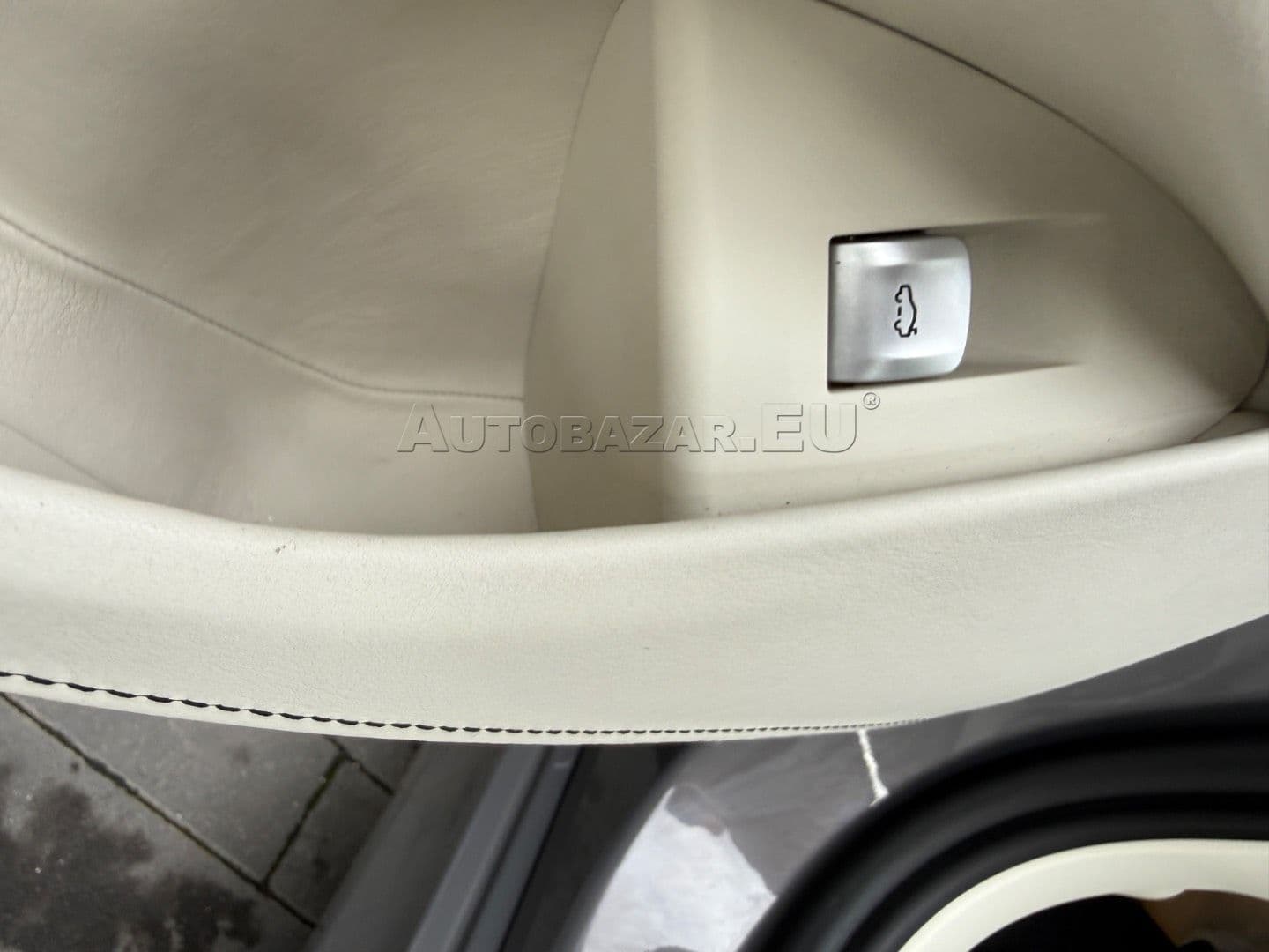 BMW Rad 7 750Li xDrive A/T thumb 20