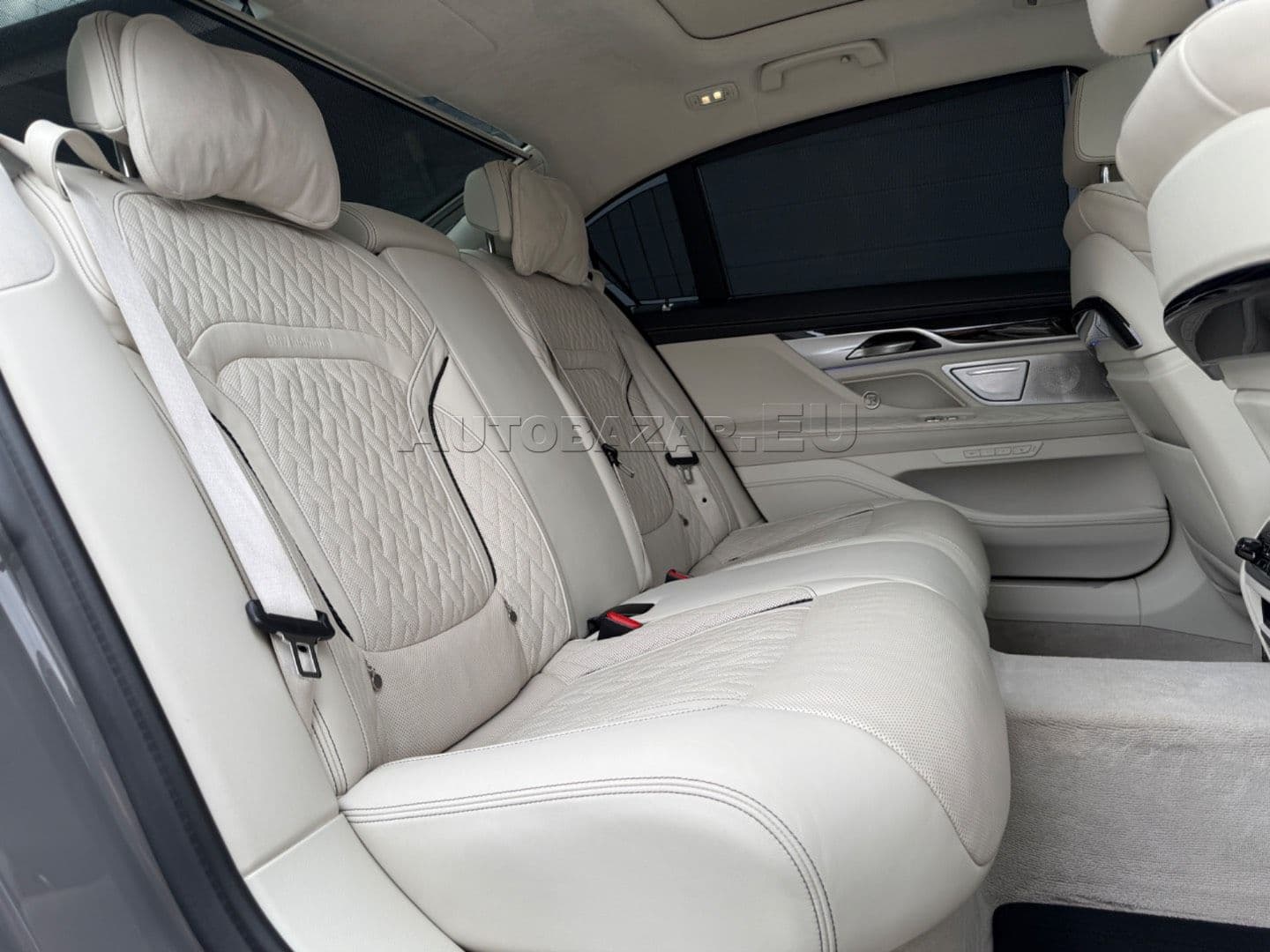 BMW Rad 7 750Li xDrive A/T thumb 51