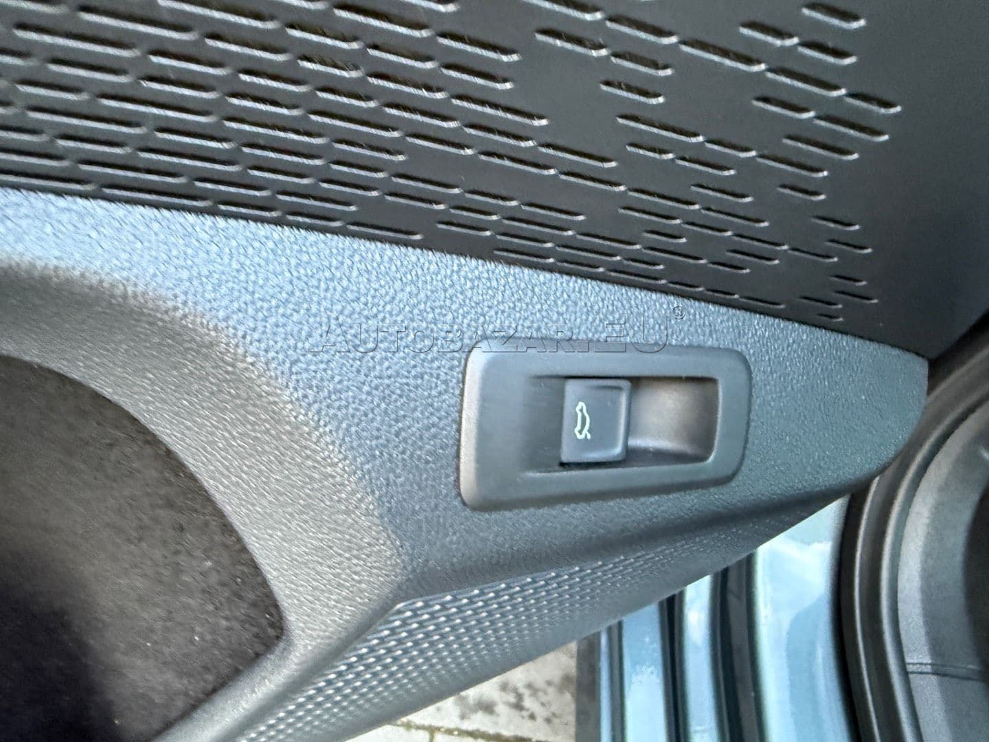 Škoda Octavia Combi 2.0 TDI Ambition DSG thumb 19
