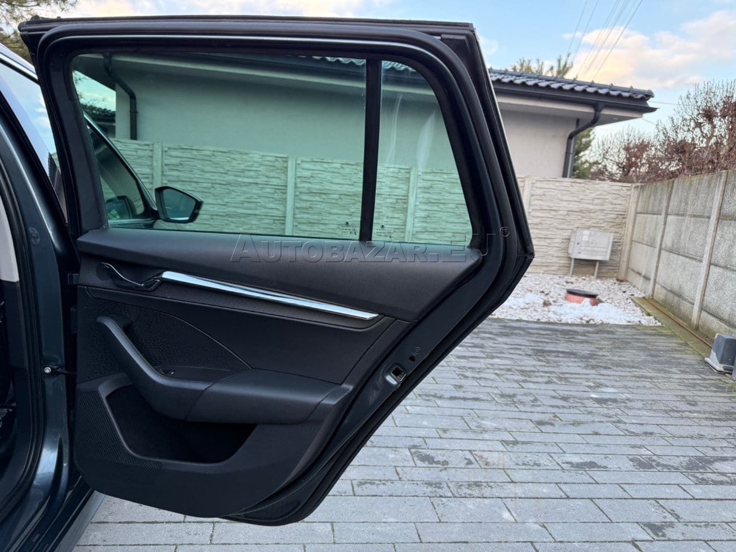 Škoda Octavia Combi 2.0 TDI Ambition DSG thumb 51