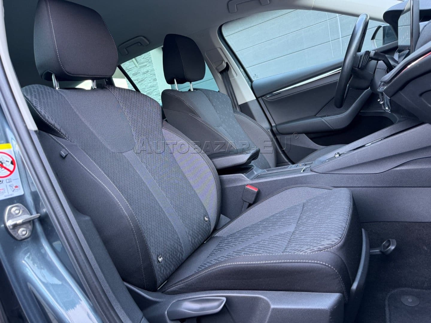Škoda Octavia Combi 2.0 TDI Ambition DSG thumb 53