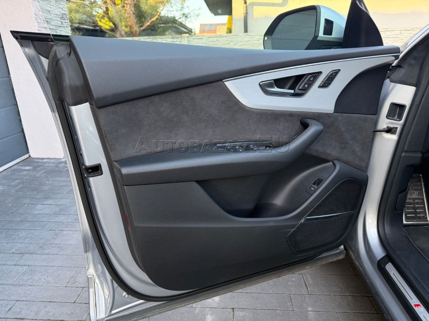 Audi Q8 50 3.0 TDI mHEV quattro tiptronic thumb 16