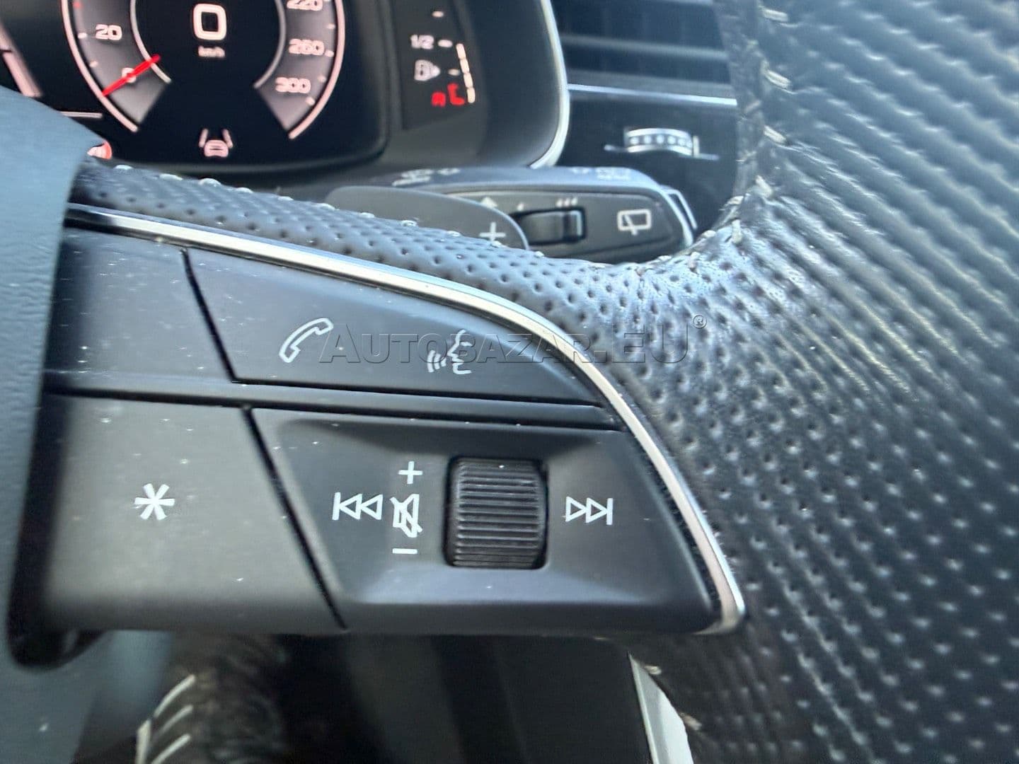Audi Q8 50 3.0 TDI mHEV quattro tiptronic thumb 26