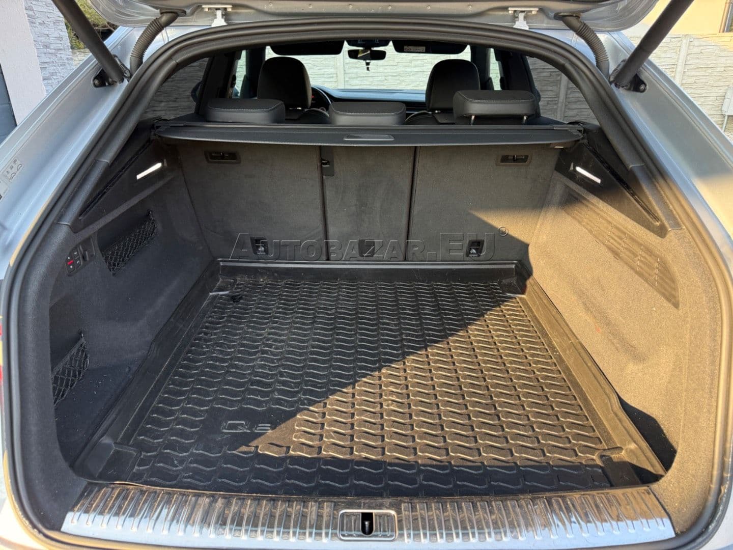 Audi Q8 50 3.0 TDI mHEV quattro tiptronic thumb 43
