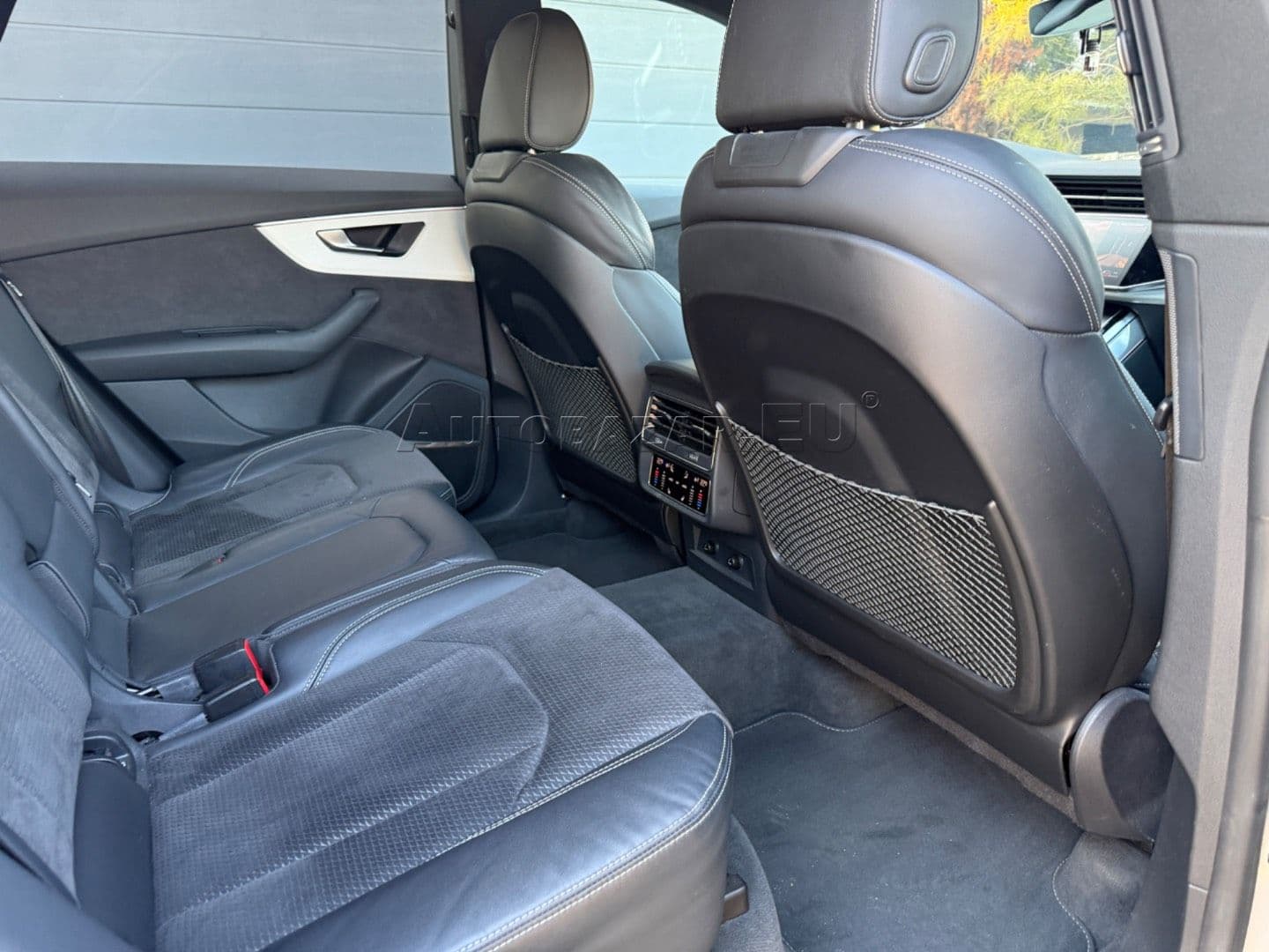 Audi Q8 50 3.0 TDI mHEV quattro tiptronic thumb 50