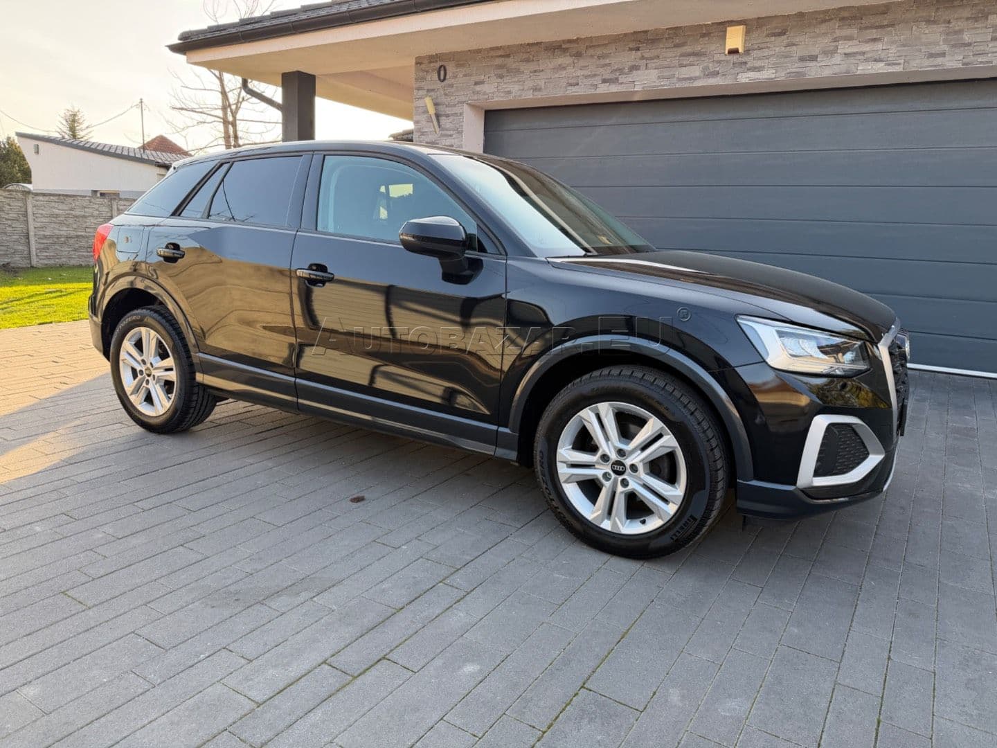 Audi Q2 1.5 TFSI 35  S tronic thumb 2