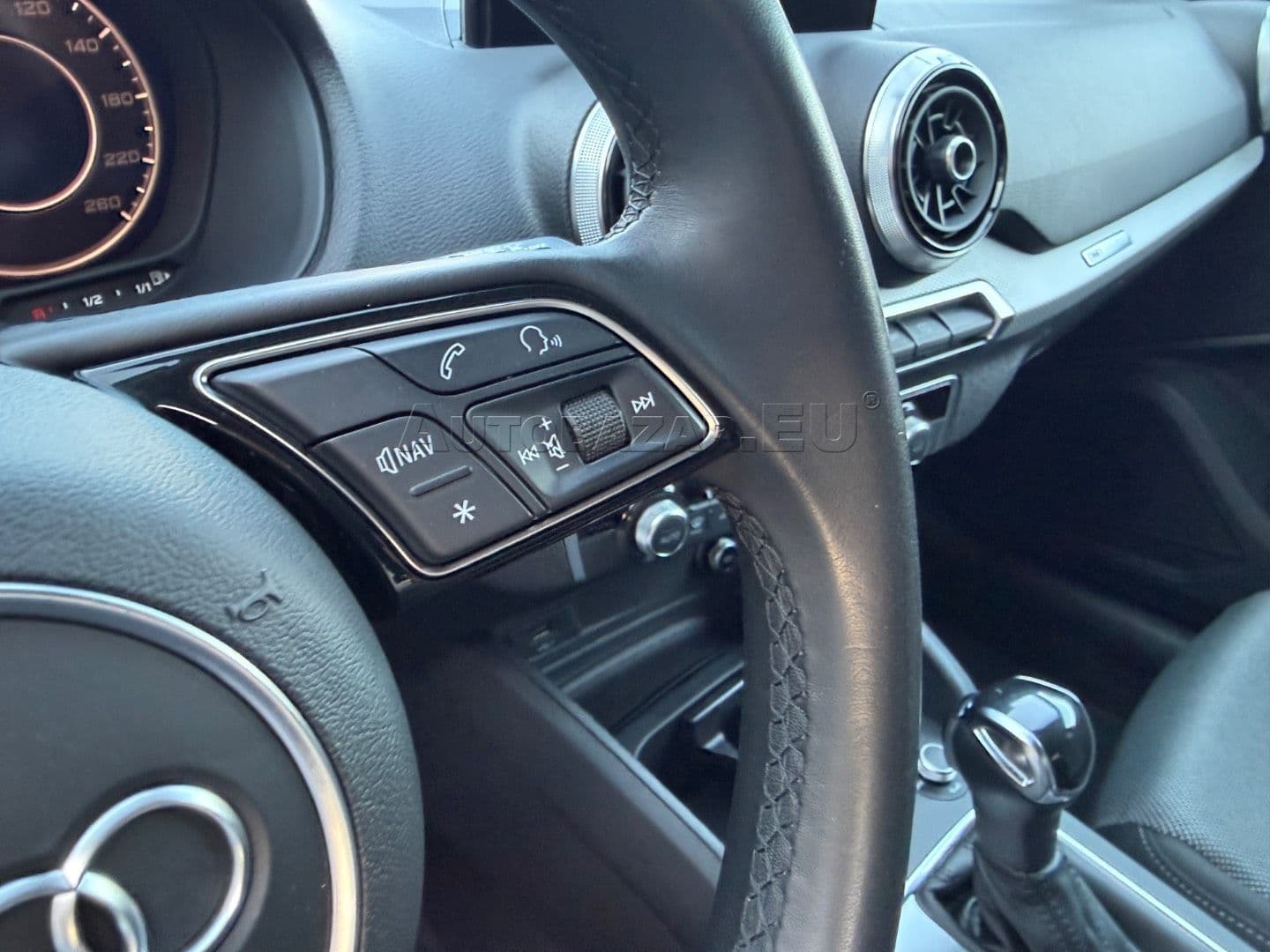 Audi Q2 1.5 TFSI 35  S tronic thumb 23