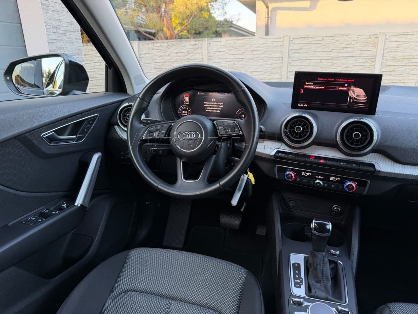 Audi Q2 1.5 TFSI 35  S tronic thumb 38