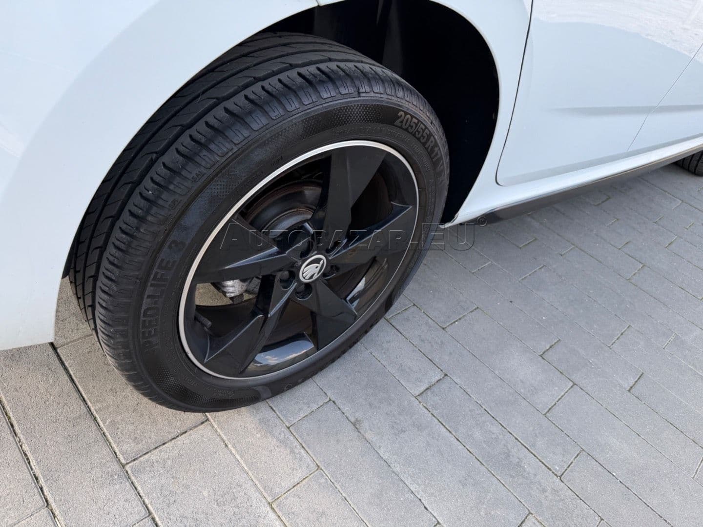 Škoda Kamiq 1.0 TSI Monte Carlo DSG thumb 13