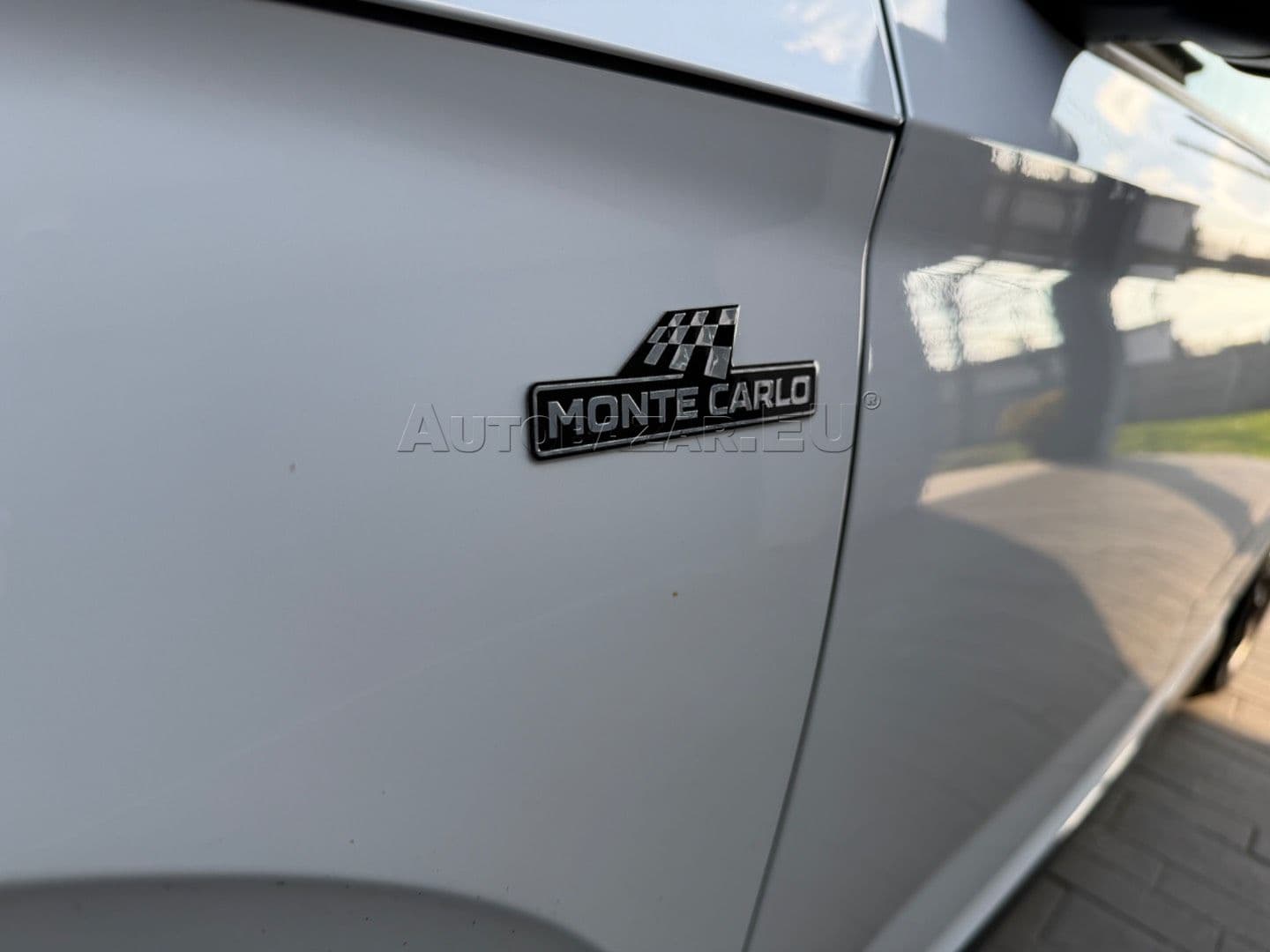 Škoda Kamiq 1.0 TSI Monte Carlo DSG thumb 19
