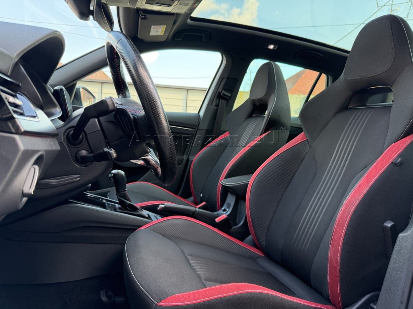 Škoda Kamiq 1.0 TSI Monte Carlo DSG thumb 20