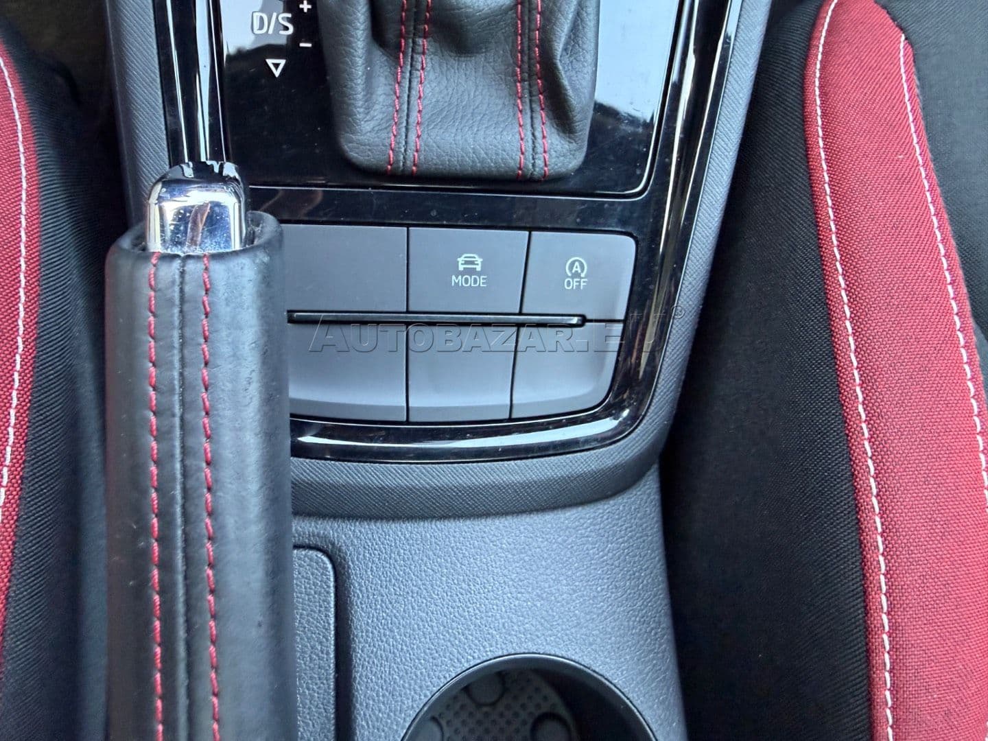 Škoda Kamiq 1.0 TSI Monte Carlo DSG thumb 30