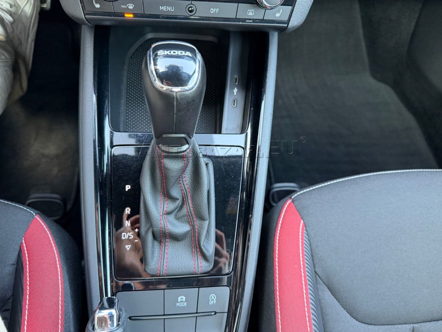 Škoda Kamiq 1.0 TSI Monte Carlo DSG thumb 31