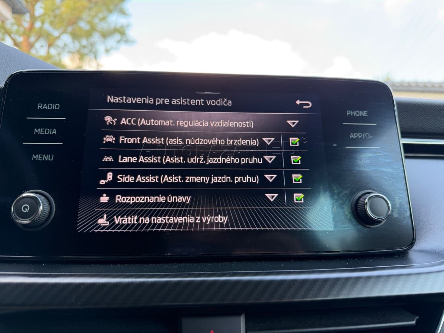 Škoda Kamiq 1.0 TSI Monte Carlo DSG thumb 36