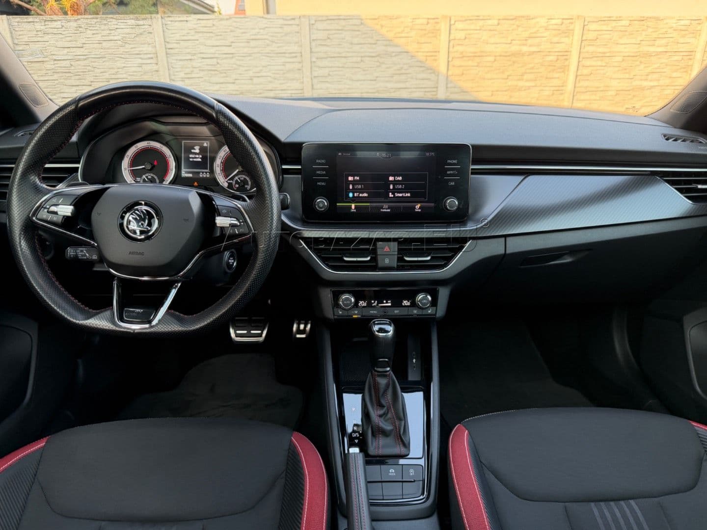 Škoda Kamiq 1.0 TSI Monte Carlo DSG thumb 42