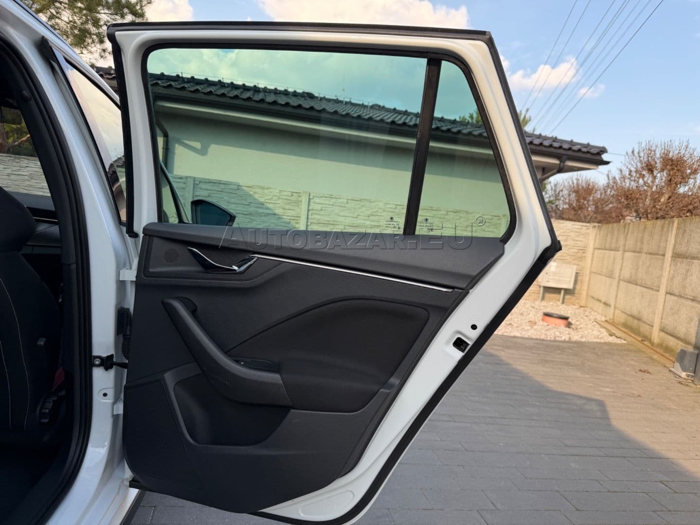 Škoda Kamiq 1.0 TSI Monte Carlo DSG thumb 51