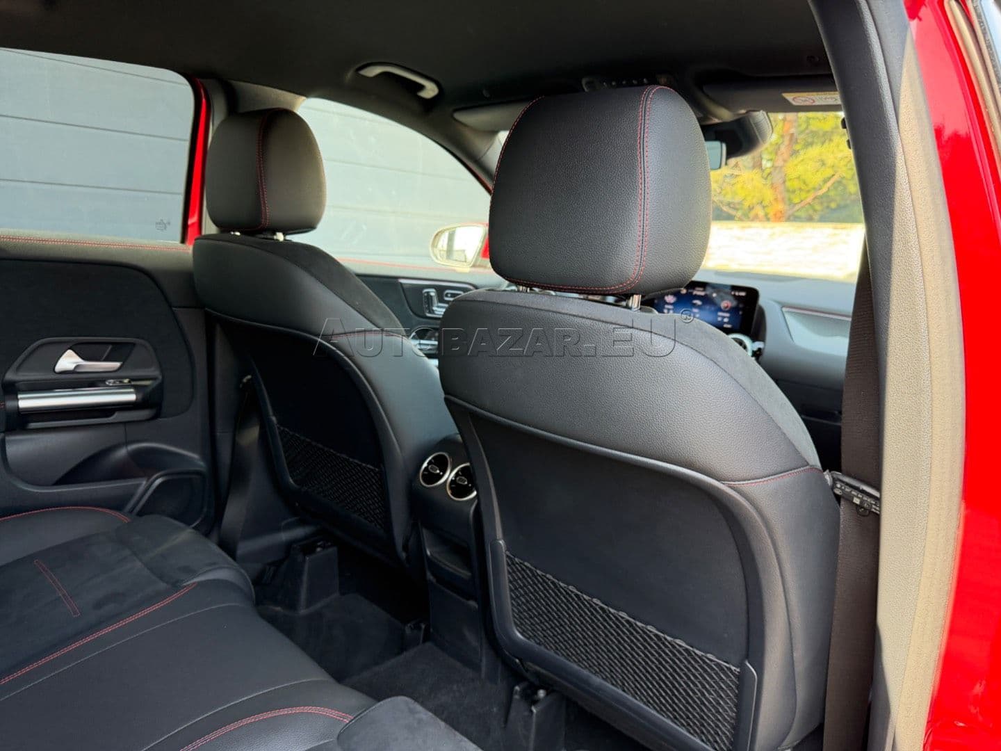 Mercedes-Benz GLA 220 mHEV 4MATIC A/T thumb 48