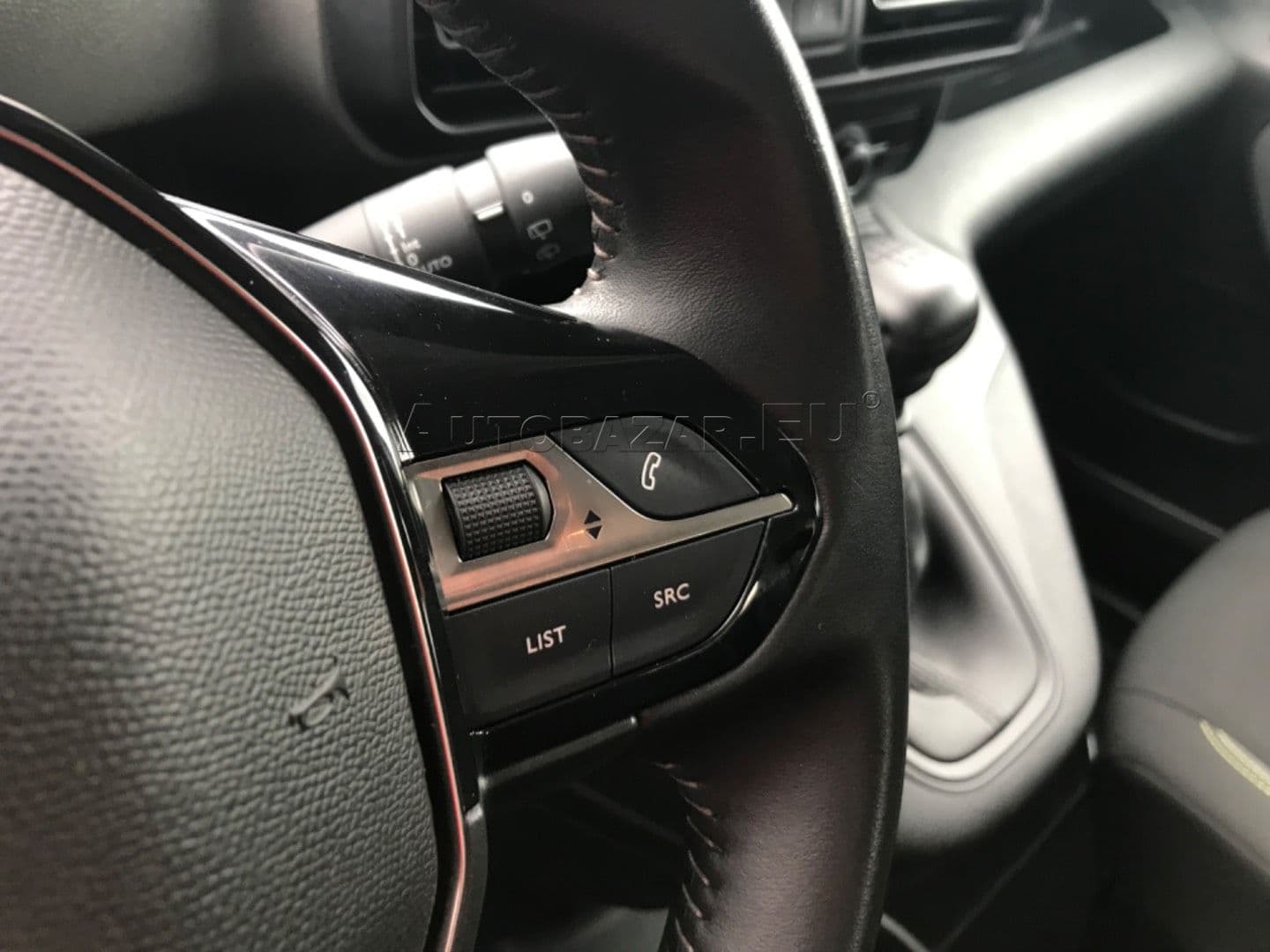 Peugeot Rifter 1.2 PureTech Active Pack thumb 30