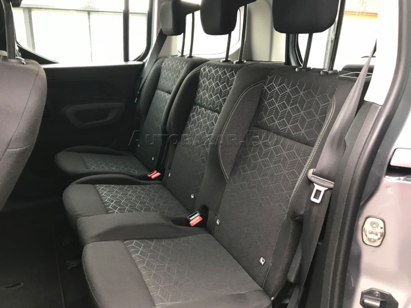 Peugeot Rifter 1.2 PureTech Active Pack thumb 44