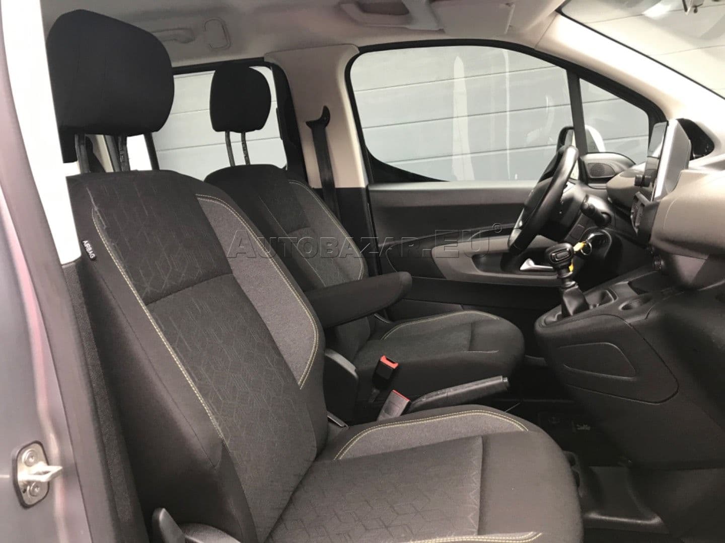 Peugeot Rifter 1.2 PureTech Active Pack thumb 55