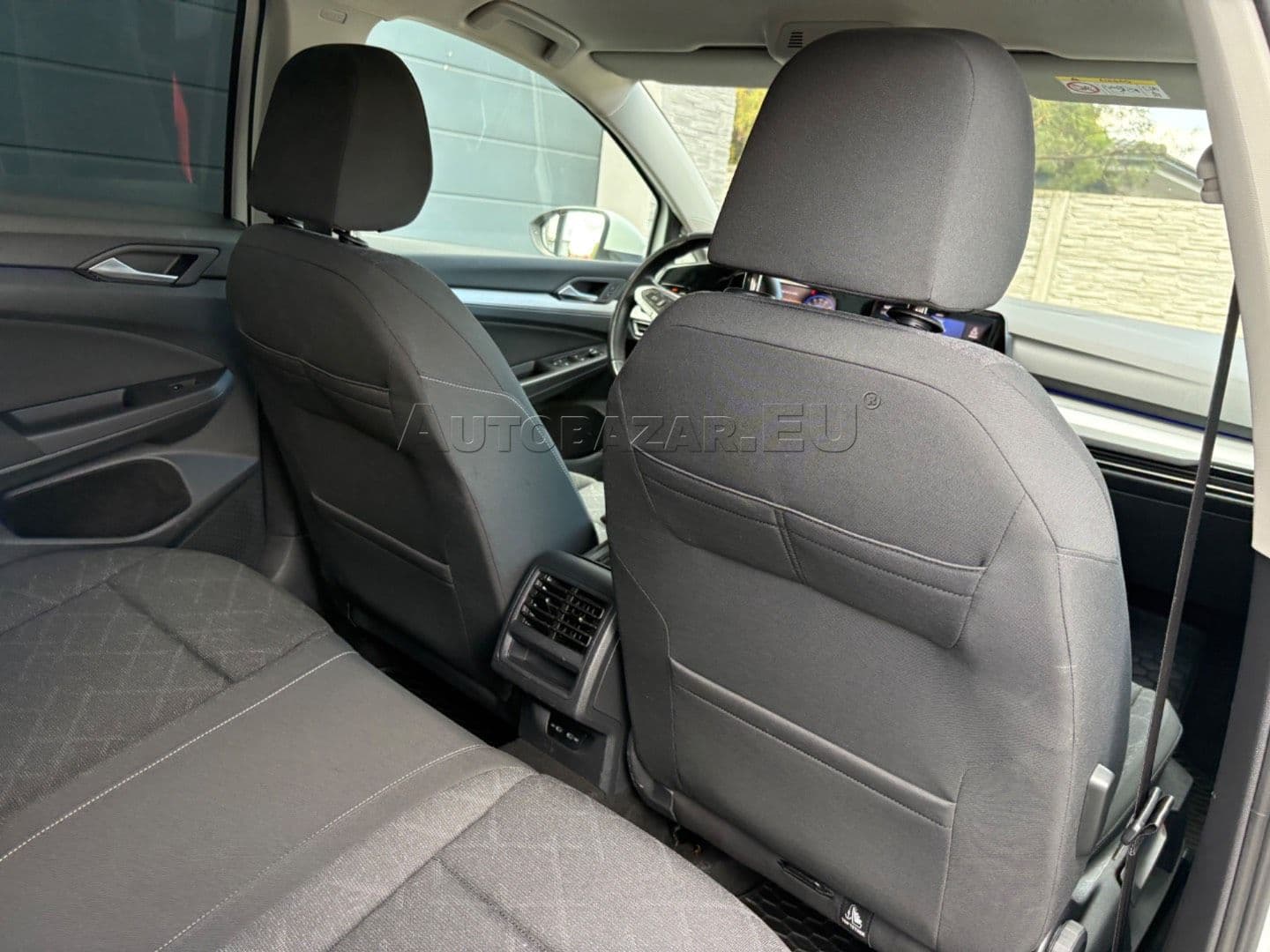 Volkswagen Golf 2.0 TDI thumb 47