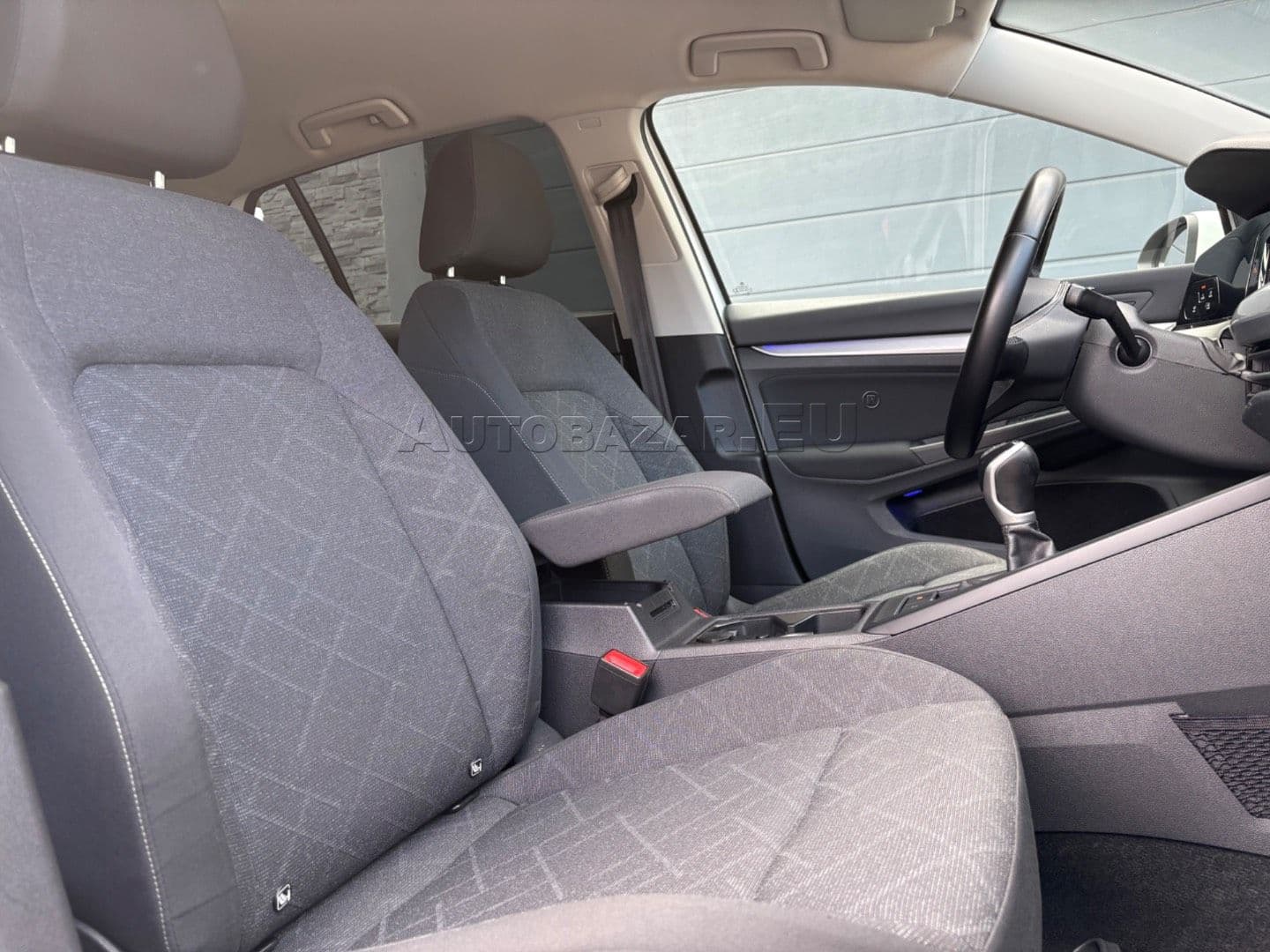 Volkswagen Golf 2.0 TDI thumb 49