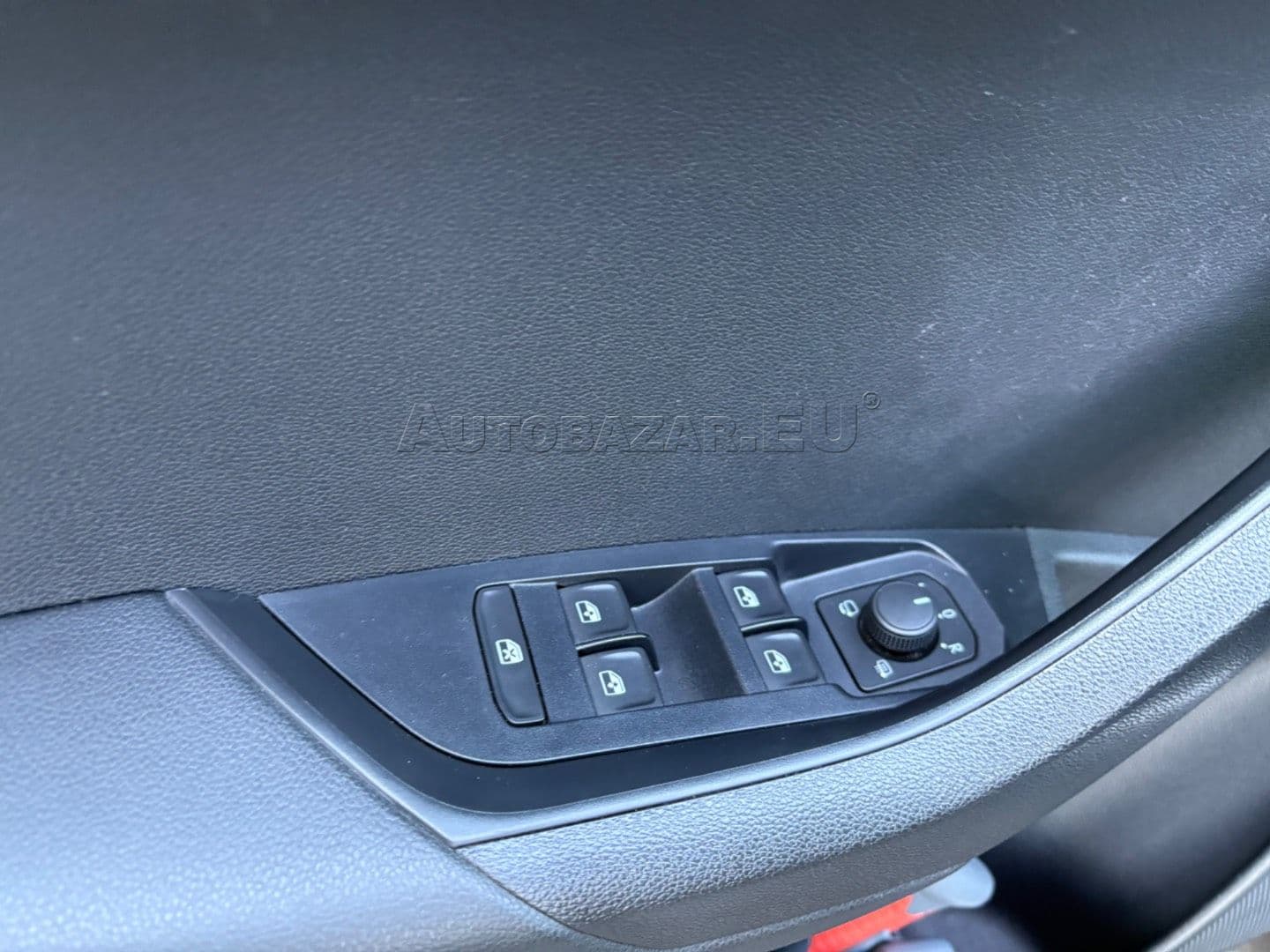 Škoda Karoq 1.5 TSI ACT EVO Sportline DSG thumb 23