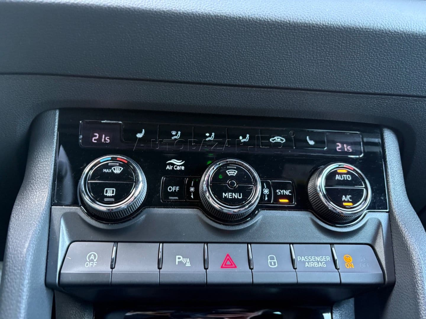 Škoda Karoq 1.5 TSI ACT EVO Sportline DSG thumb 32