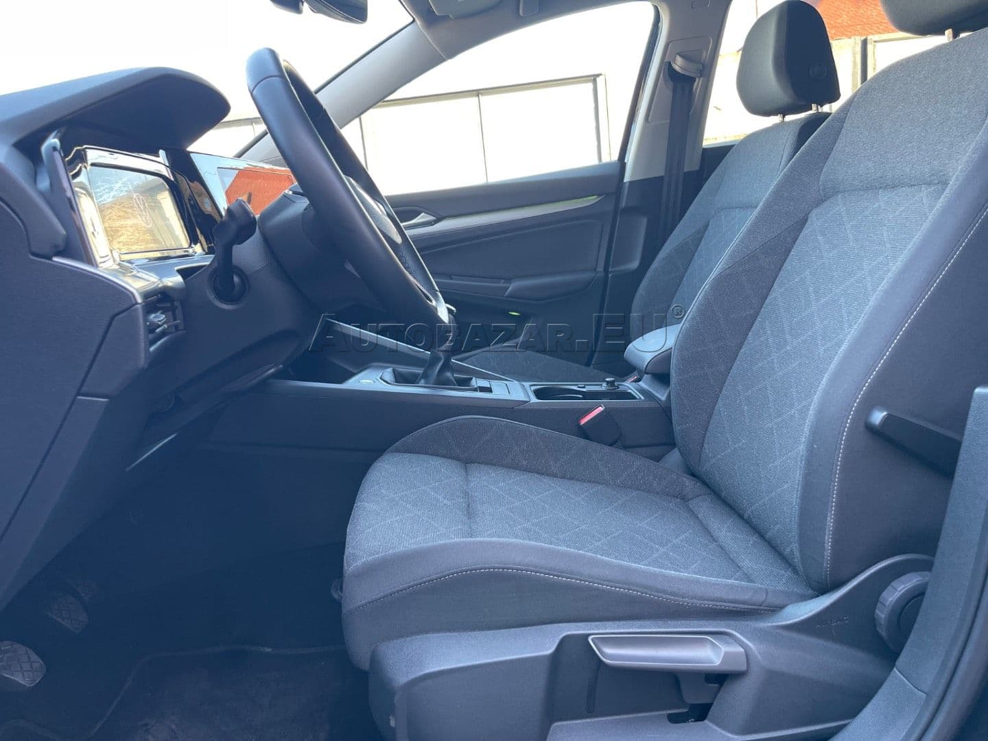 Volkswagen Golf 1.5 TSI ACT Life thumb 12