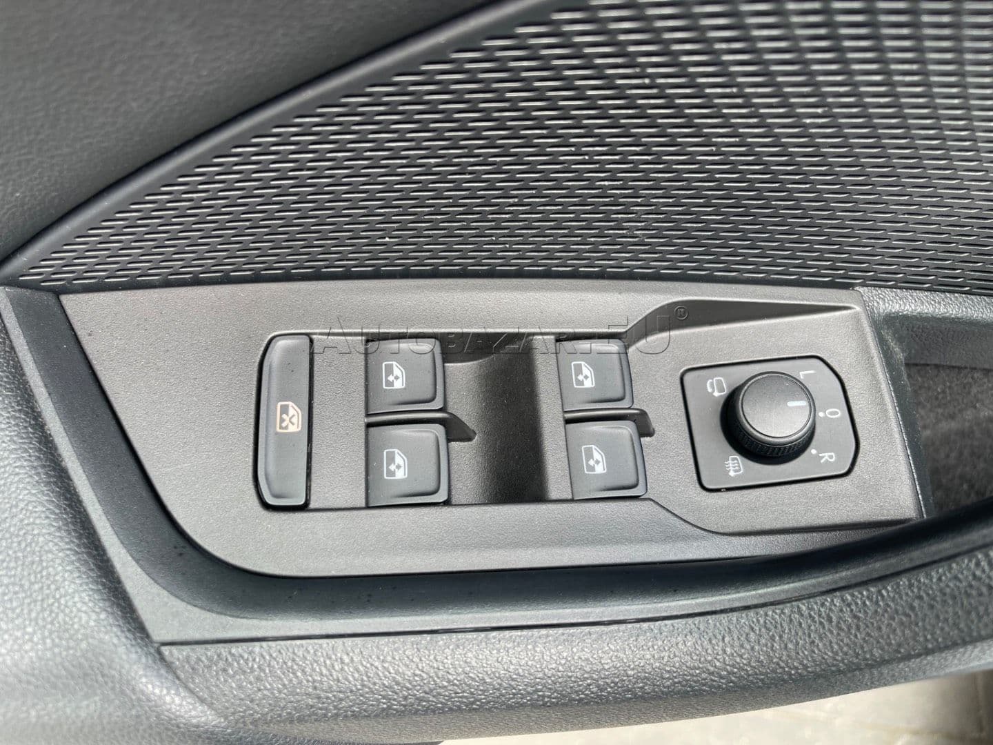 Škoda Octavia Combi 2.0 TDI SCR Style DSG thumb 17