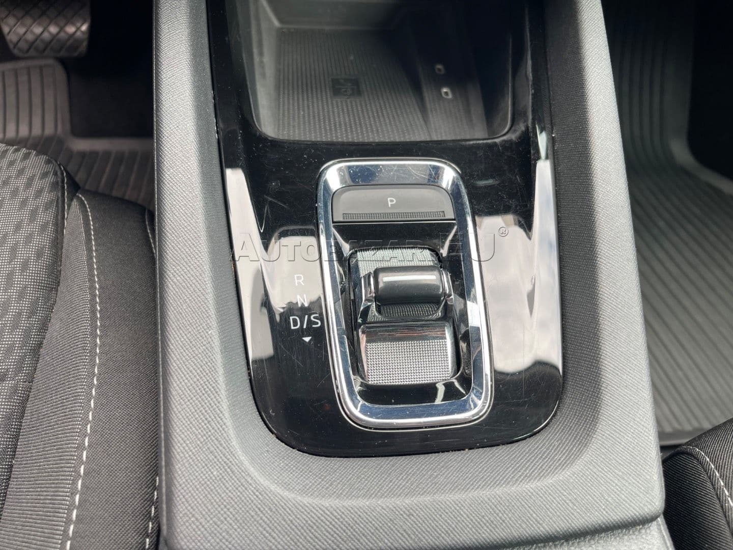 Škoda Octavia Combi 2.0 TDI SCR Style DSG thumb 26