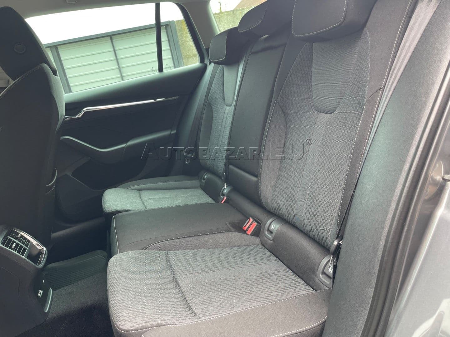 Škoda Octavia Combi 2.0 TDI SCR Style DSG thumb 41
