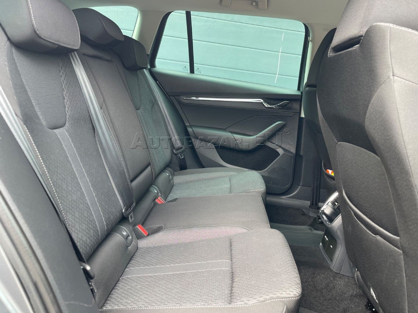 Škoda Octavia Combi 2.0 TDI SCR Style DSG thumb 43