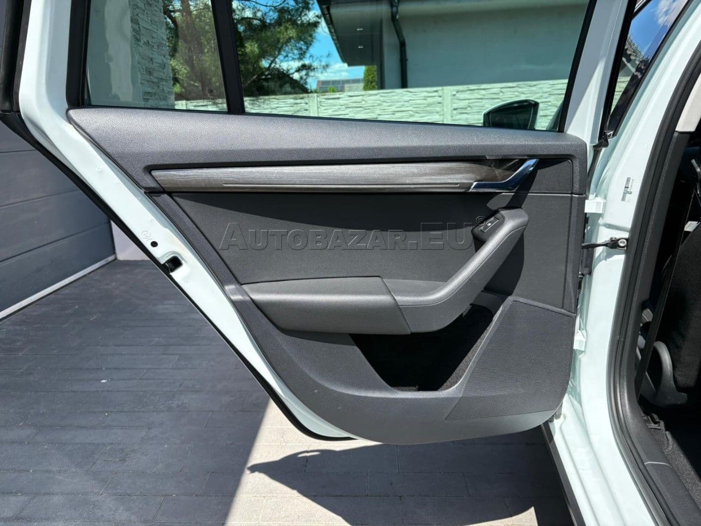 Škoda Octavia 2.0 TDI Scout  DSG 4x4, 135kW, A7, 5d. {2017 - 2020} thumb 35