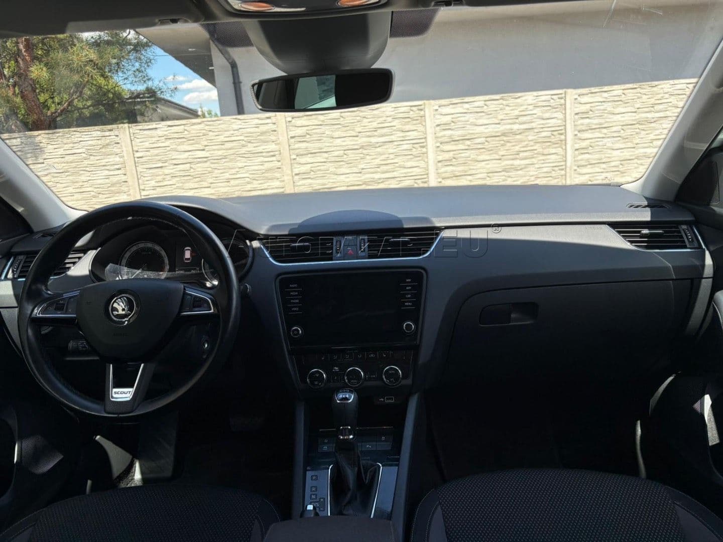 Škoda Octavia 2.0 TDI Scout  DSG 4x4, 135kW, A7, 5d. {2017 - 2020} thumb 41