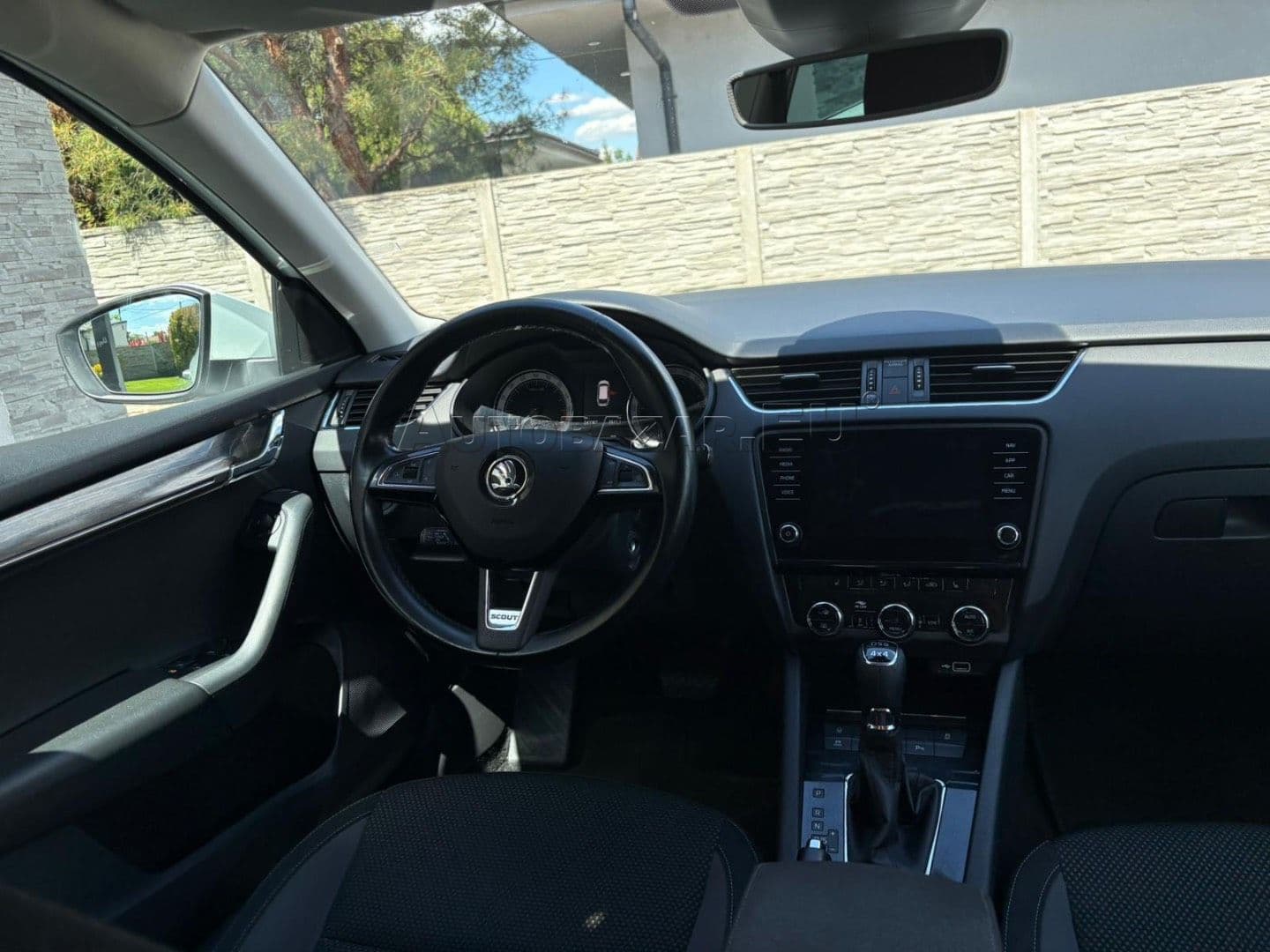 Škoda Octavia 2.0 TDI Scout  DSG 4x4, 135kW, A7, 5d. {2017 - 2020} thumb 43
