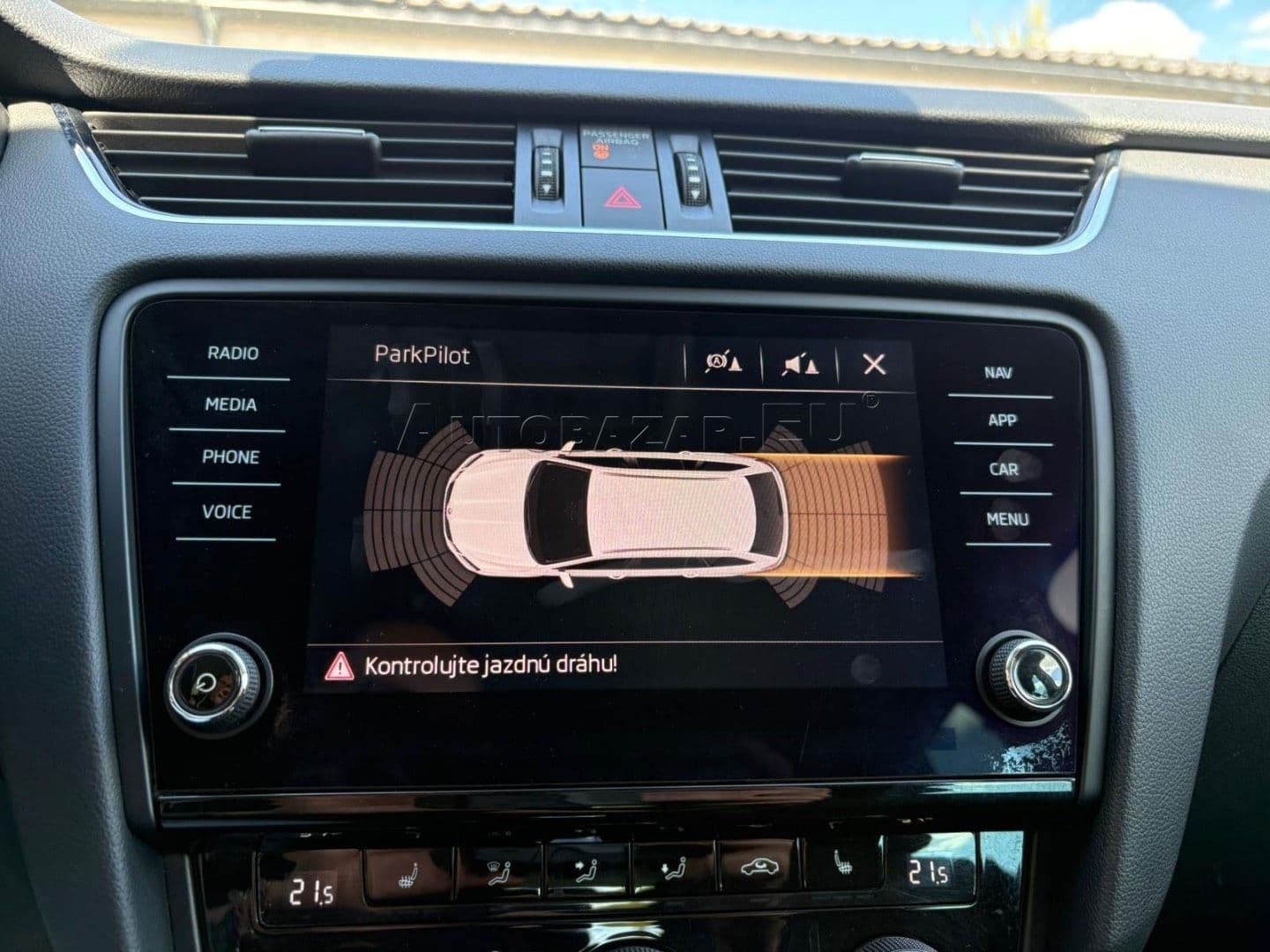 Škoda Octavia 2.0 TDI Scout  DSG 4x4, 135kW, A7, 5d. {2017 - 2020} thumb 46