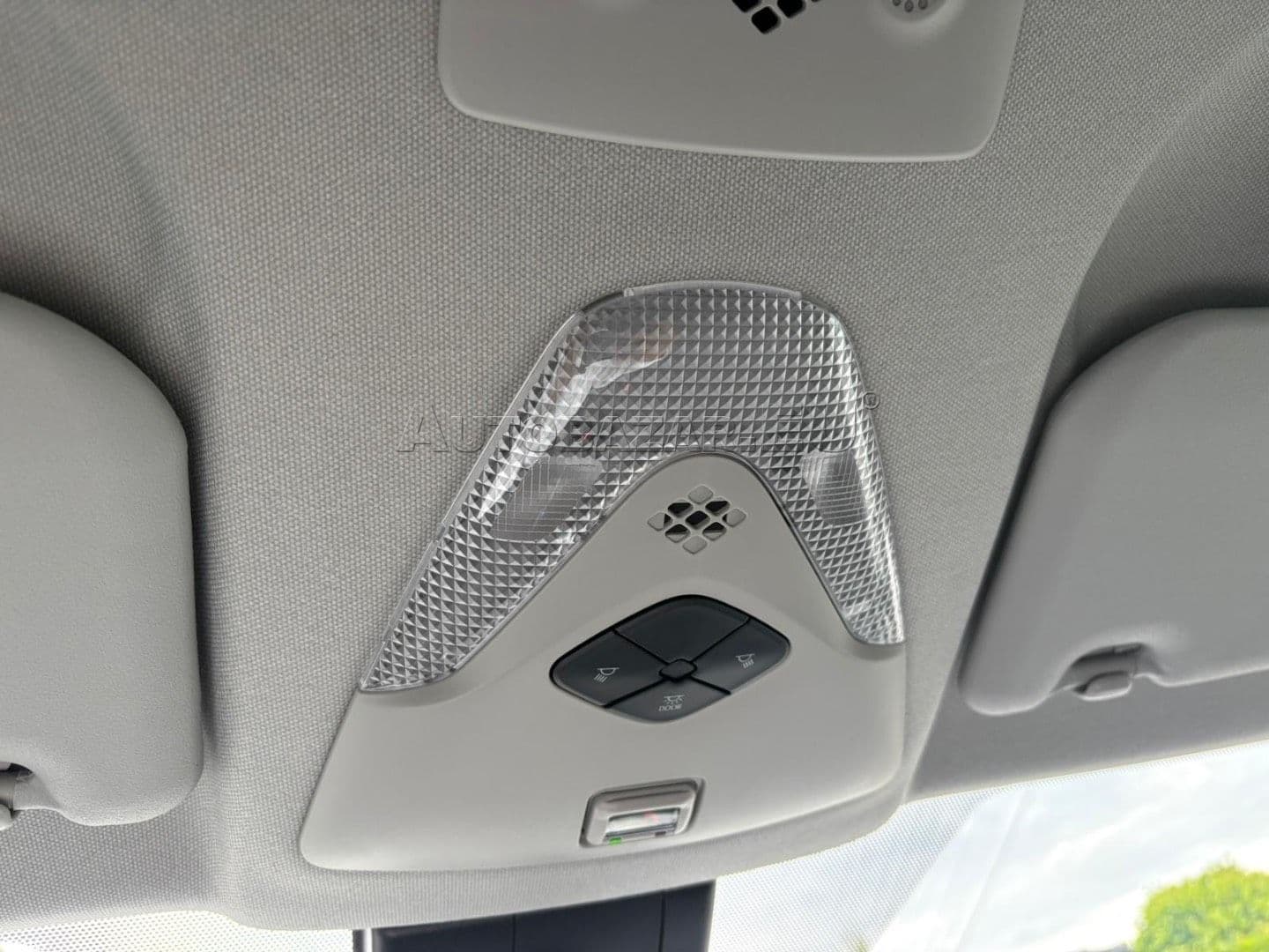 Toyota C-HR thumb 20