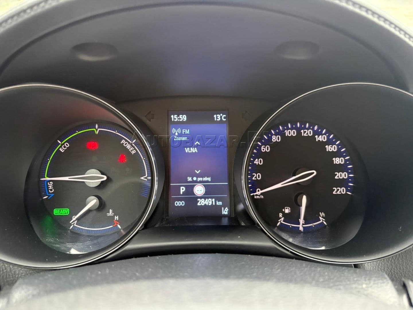 Toyota C-HR thumb 22