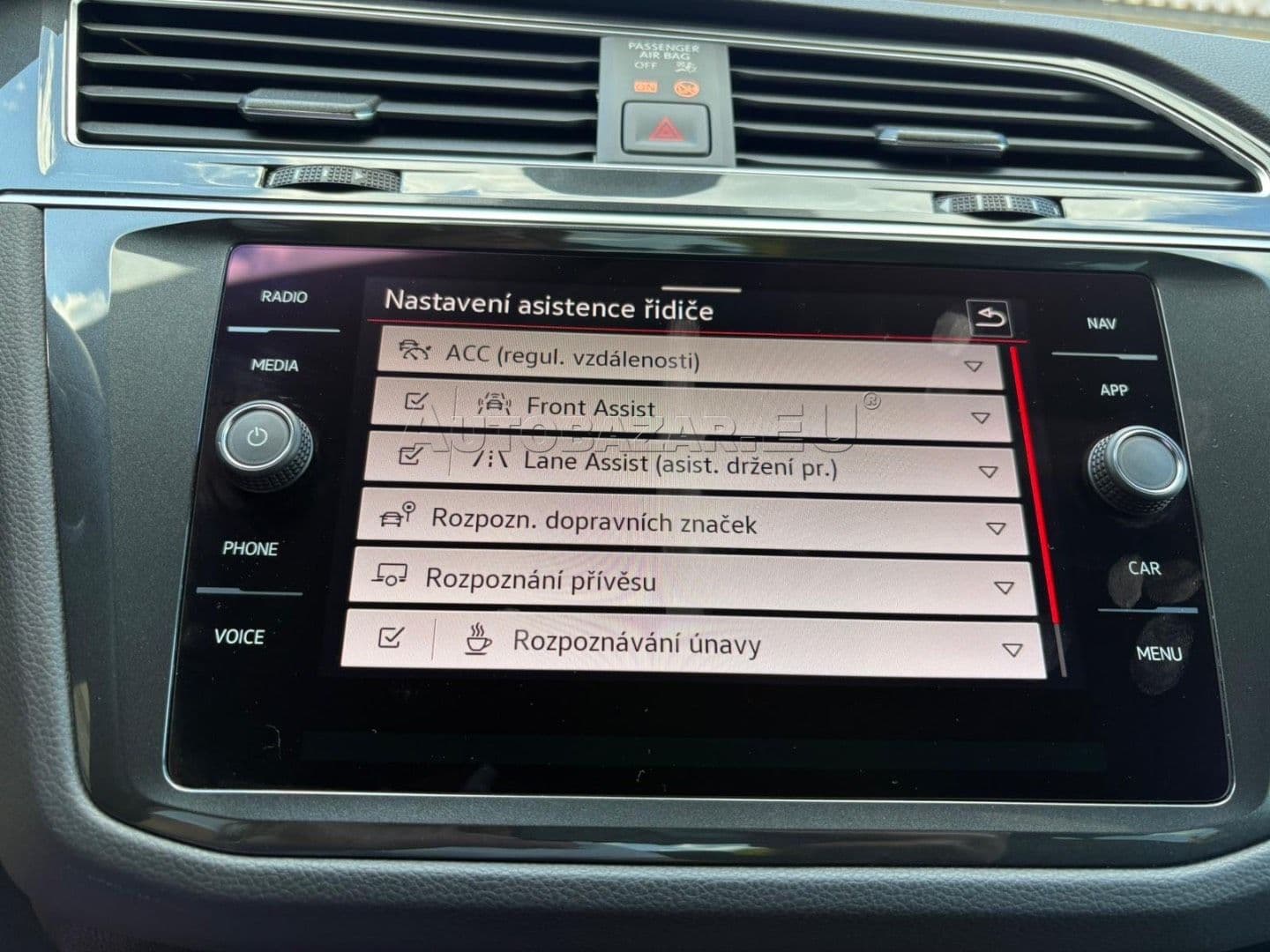 Volkswagen Tiguan 2.0 TDI EVO R-Line 4Motion DSG thumb 29