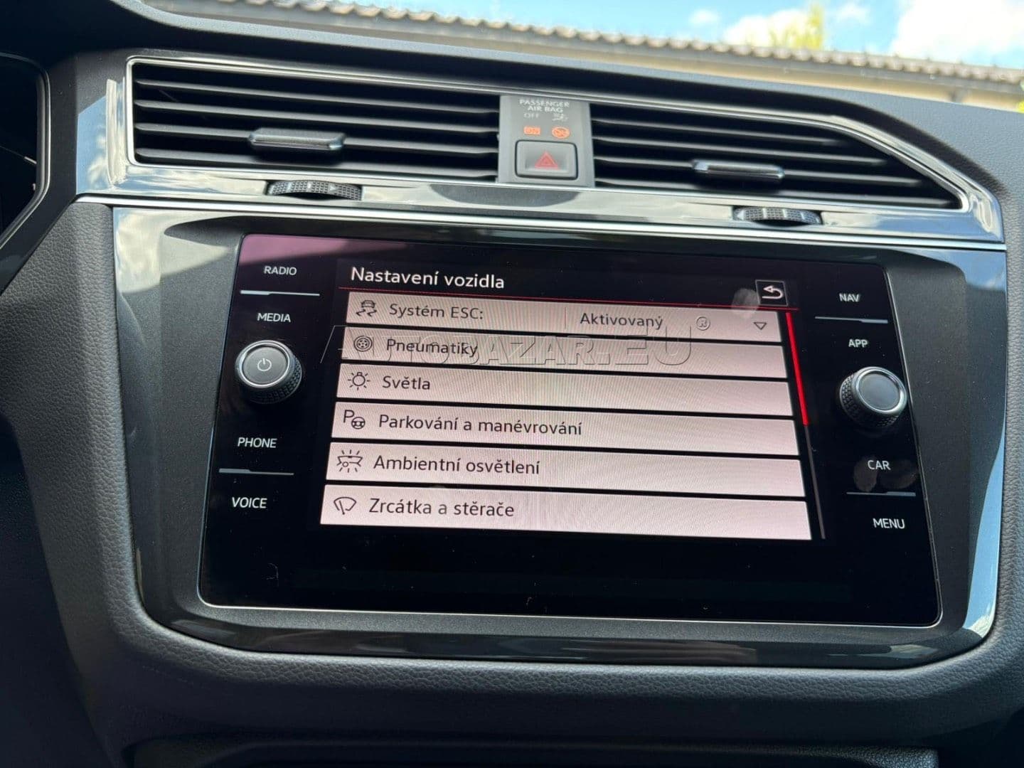 Volkswagen Tiguan 2.0 TDI EVO R-Line 4Motion DSG thumb 30