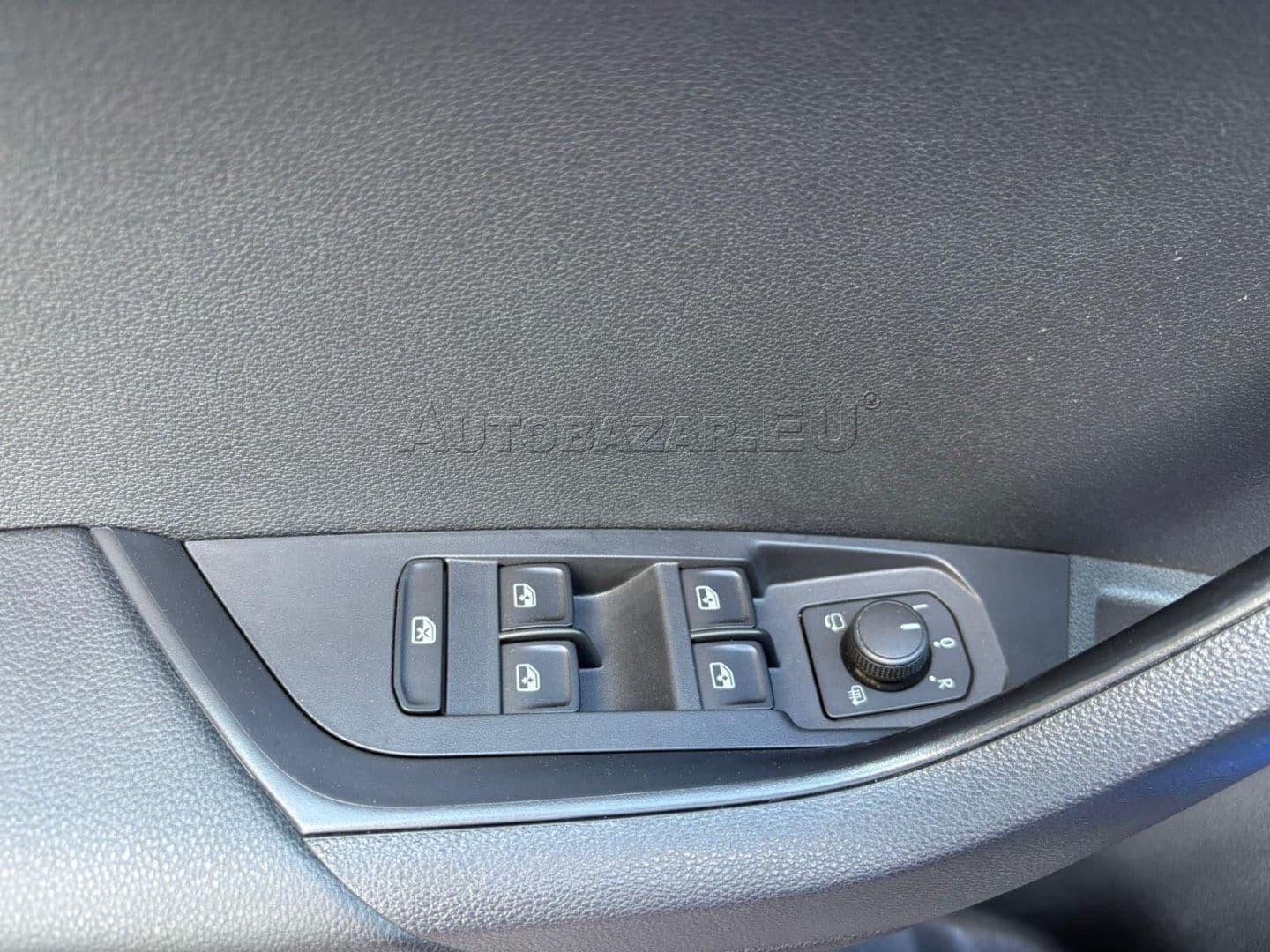Škoda Karoq 2.0 TDI EVO Ambition DSG thumb 13