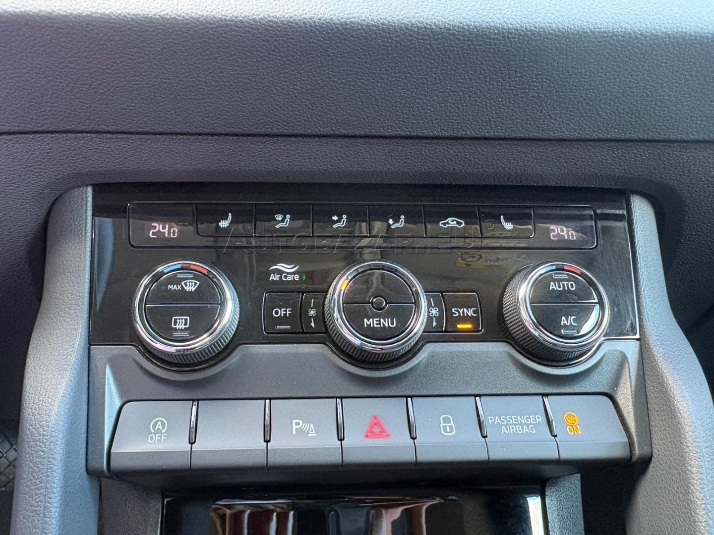Škoda Karoq 2.0 TDI EVO Ambition DSG thumb 28