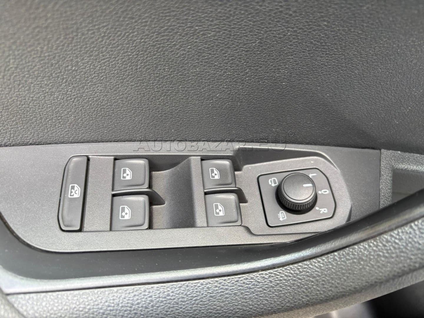 Škoda Karoq 2.0 TDI SCR Style thumb 13