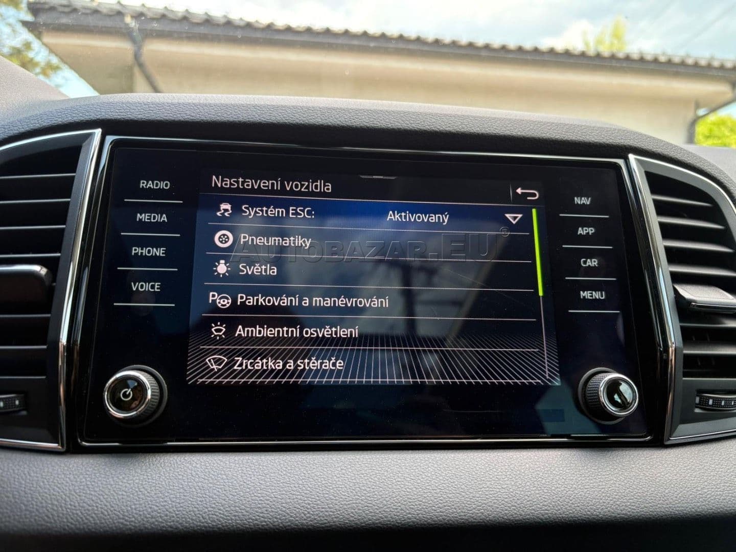 Škoda Karoq 2.0 TDI SCR Style thumb 27