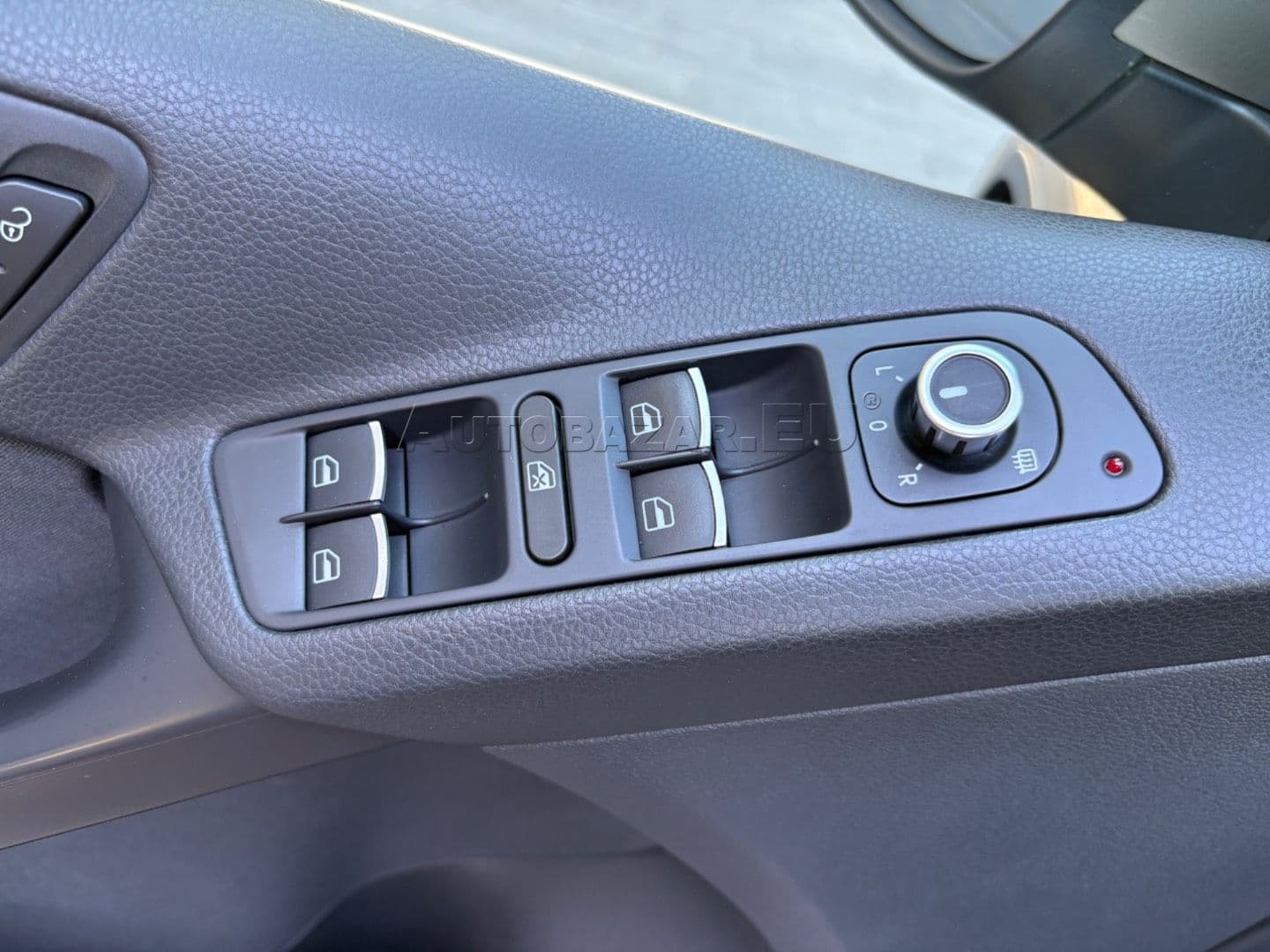 Volkswagen Tiguan 2.0 CR TDI 4-Motion Trend&Fun DSG thumb 15